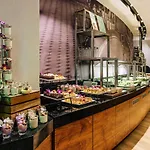 By Ihg Lodz