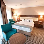 By Ihg 호텔 4*