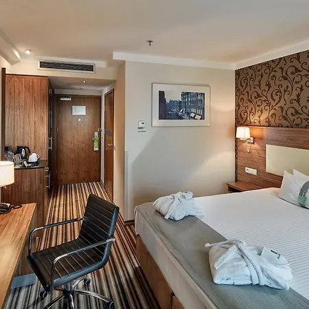 By Ihg 4* Lodz (Lodz)