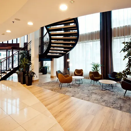 Hotel By Ihg 4*