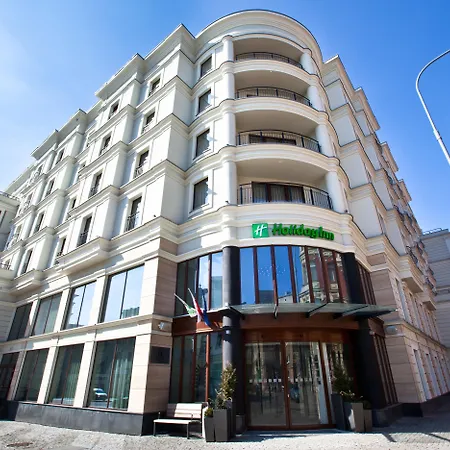 By Ihg Hotel 4*