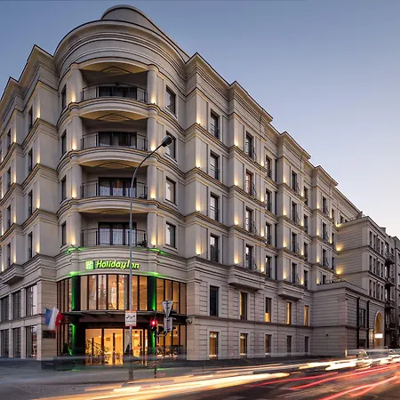 Hotel By Ihg