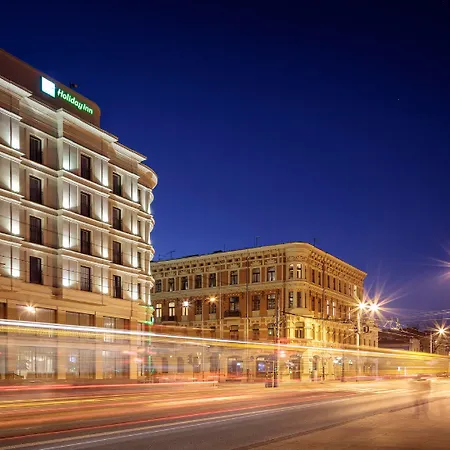 Hotel By Ihg