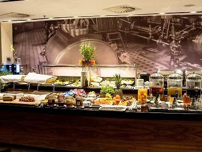 By Ihg