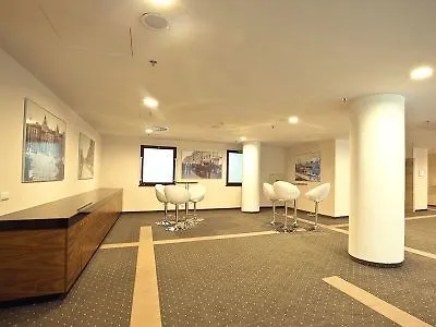 By Ihg 4* Łódź
