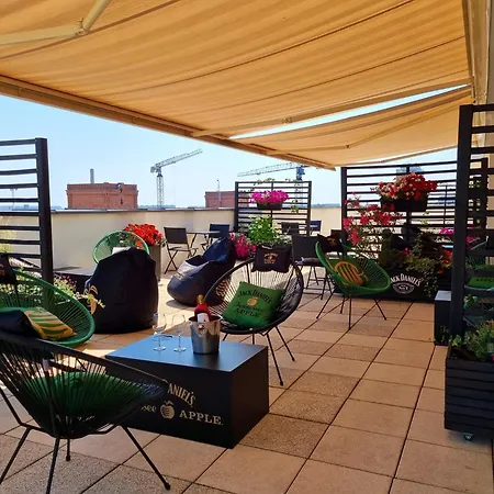 By Ihg 4* Łódź