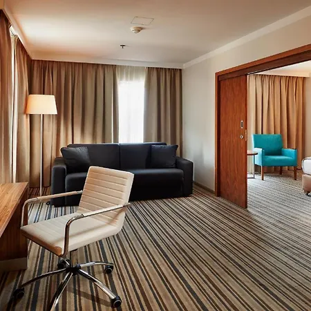 By Ihg Hotel