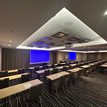 By Ihg 4* Łódź