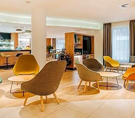 Hotel By Ihg 4*