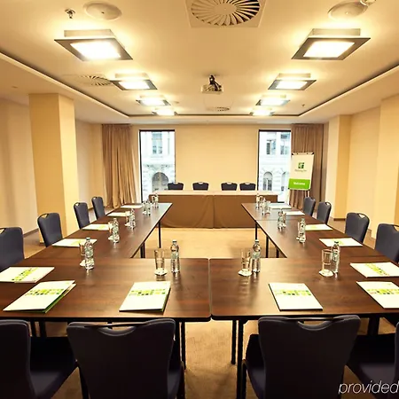 By Ihg Hotel
