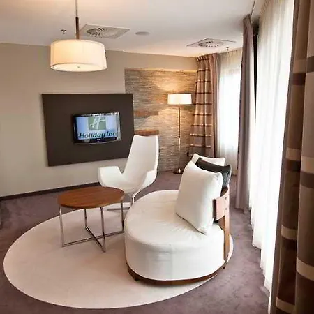 By Ihg Hotel 4*