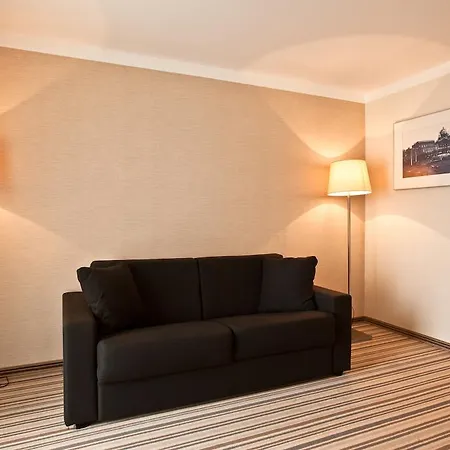 Hotel By Ihg 4*