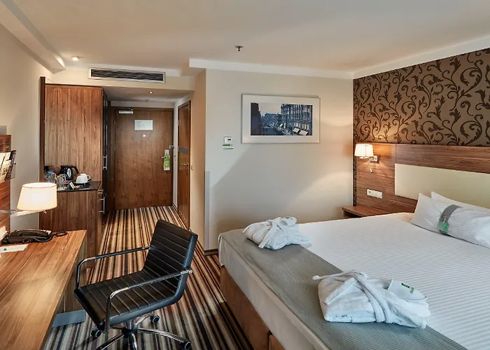 By Ihg Отель 4*