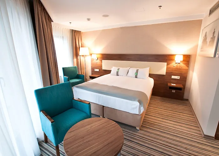 By Ihg Отель 4*